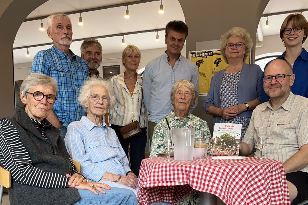 Bogholdet - et udsnit. Vi manglede nogle af de yngre bidragydere, da de befinder sig i det store udland, langt fra CG